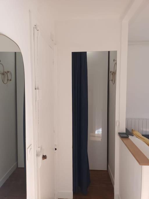 Tres Parisien Et Ensoleille Apartment Luaran gambar